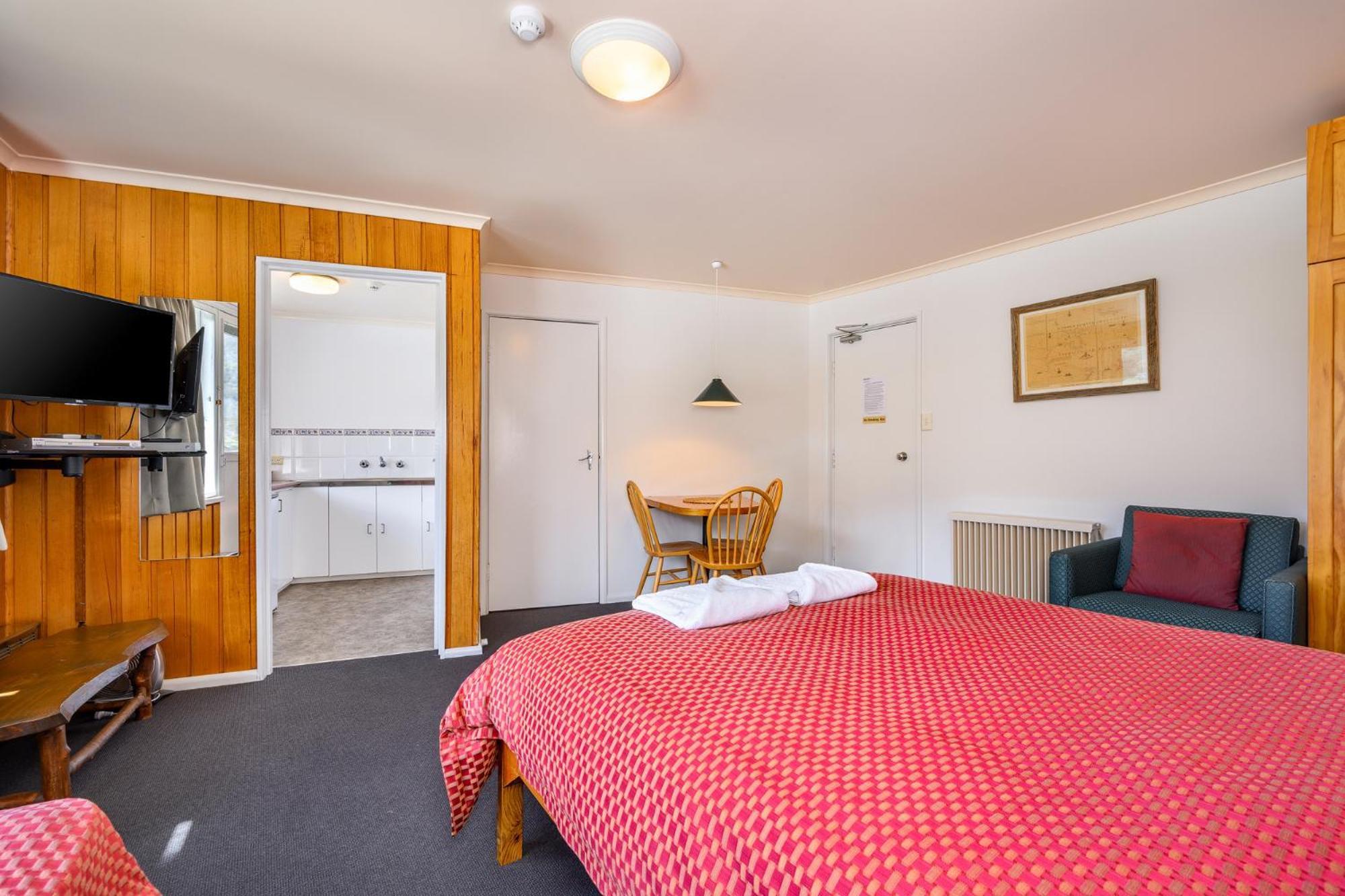 Kasees Apartments & Mountain Lodge Thredbo Room photo